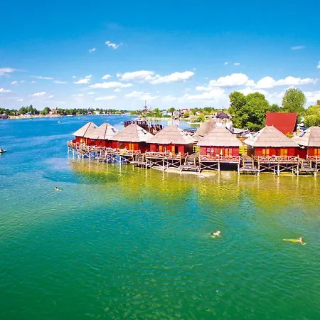 Apartment Overwater - Slovak Tahiti, *