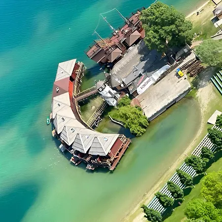 Overwater - Slovak Tahiti, *