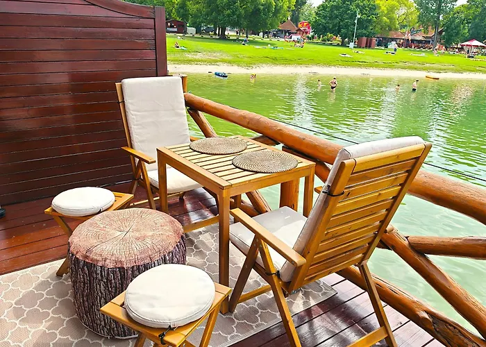 Daire Overwater - Slovak Tahiti,